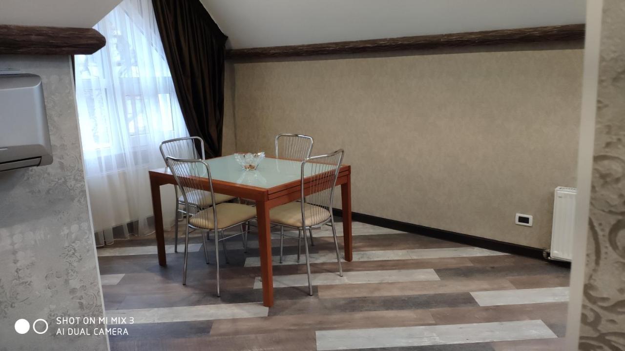 Aparthotel White House Balti Exterior foto