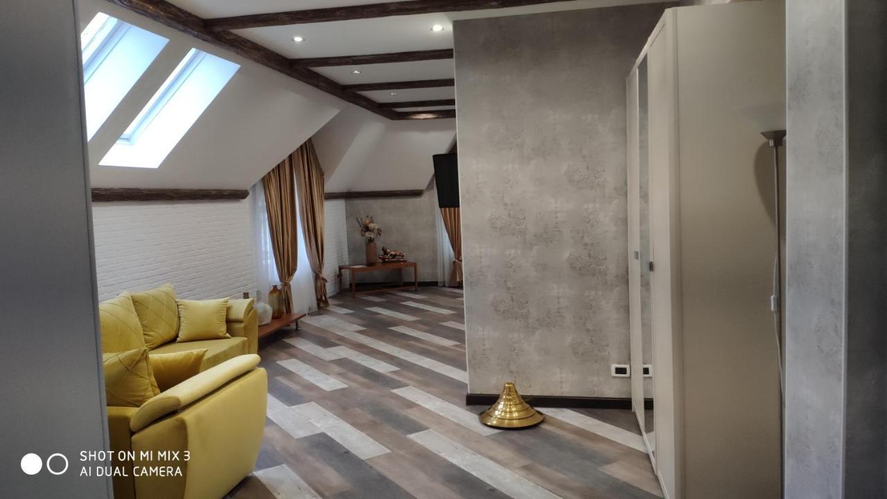 Aparthotel White House Balti Exterior foto