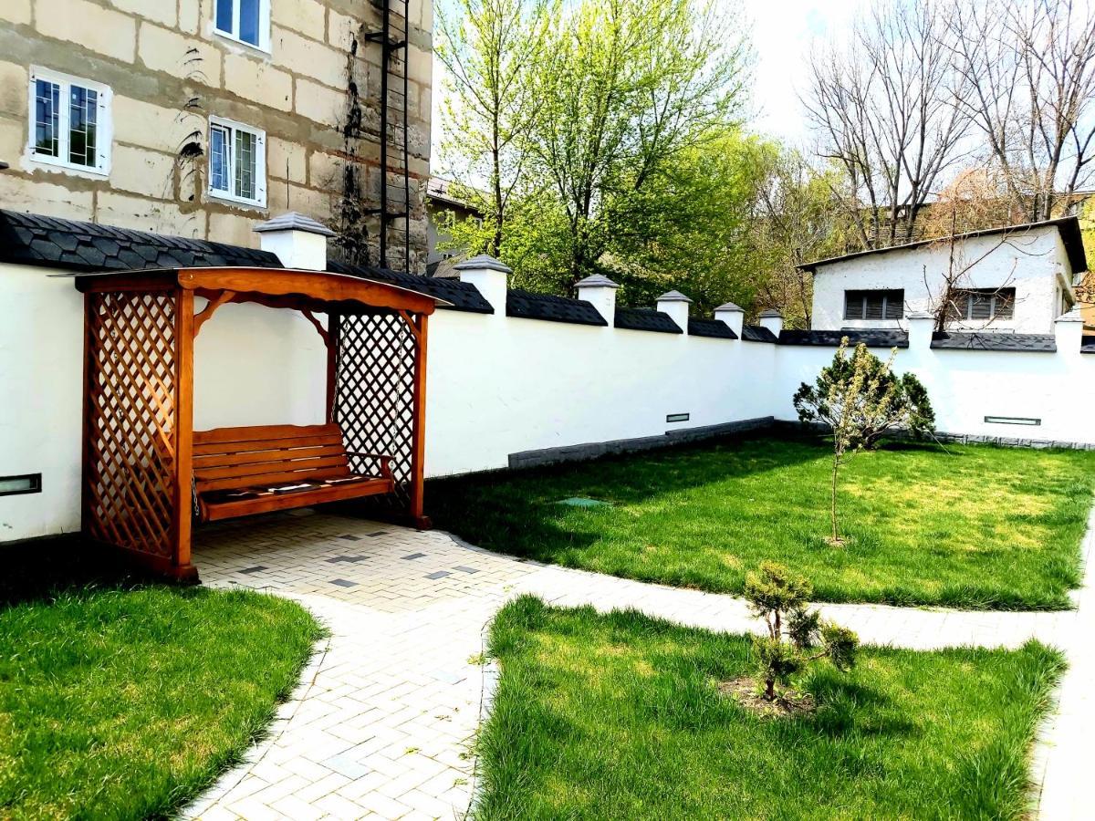 Aparthotel White House Balti Exterior foto