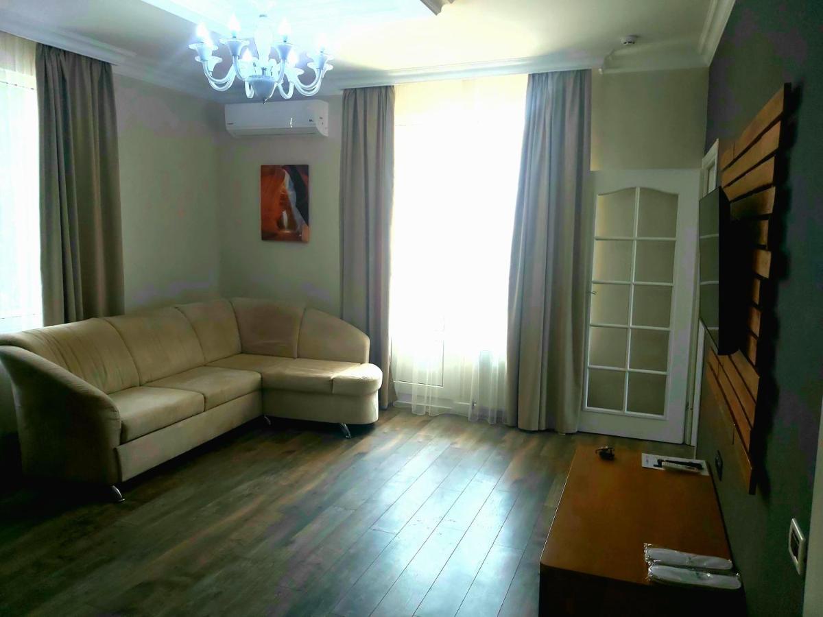Aparthotel White House Balti Exterior foto