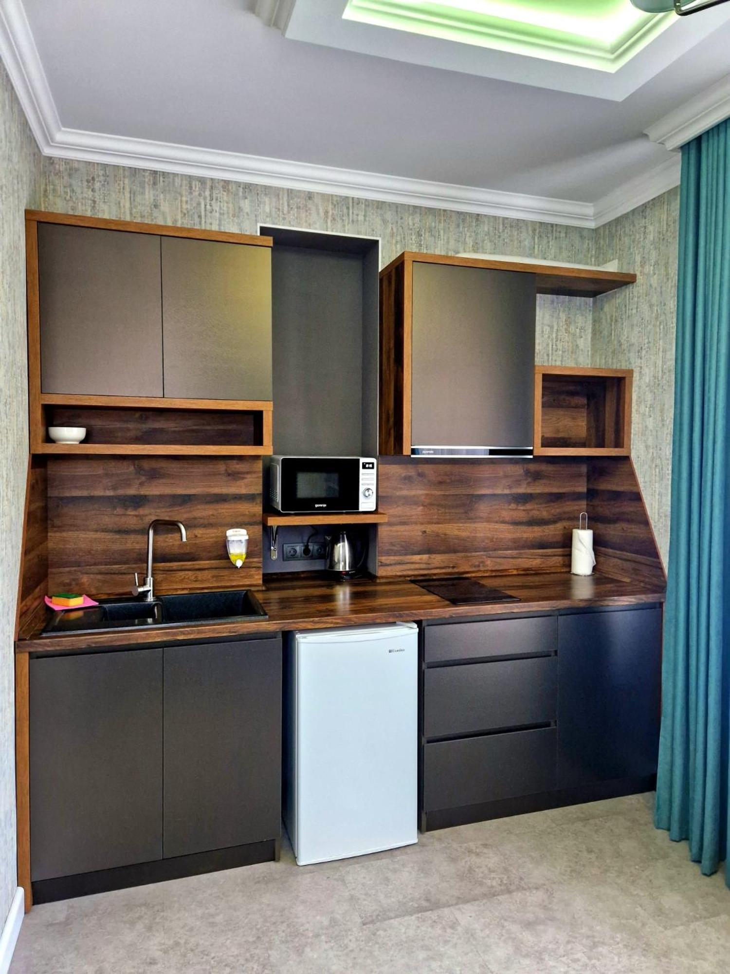 Aparthotel White House Balti Habitación foto