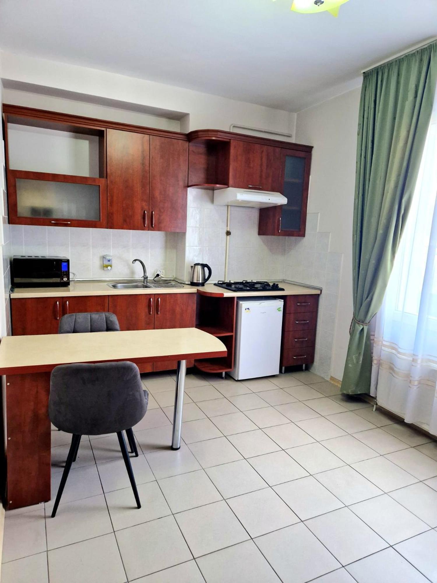Aparthotel White House Balti Exterior foto
